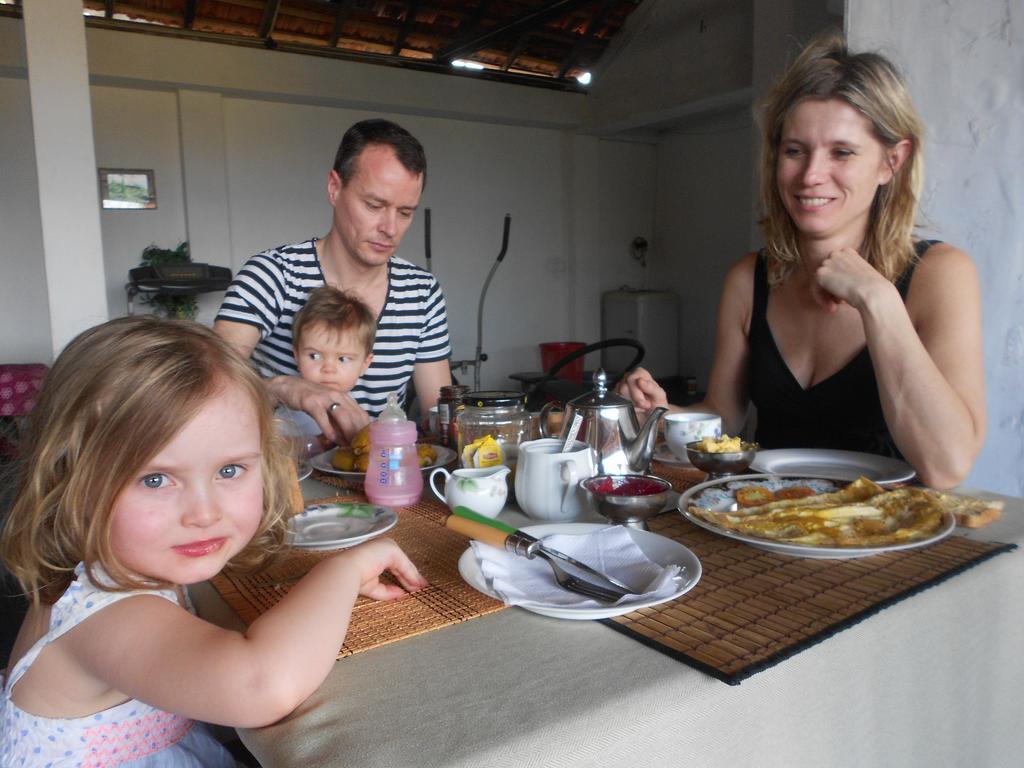Shanith Guesthouse נגומבו חדר תמונה