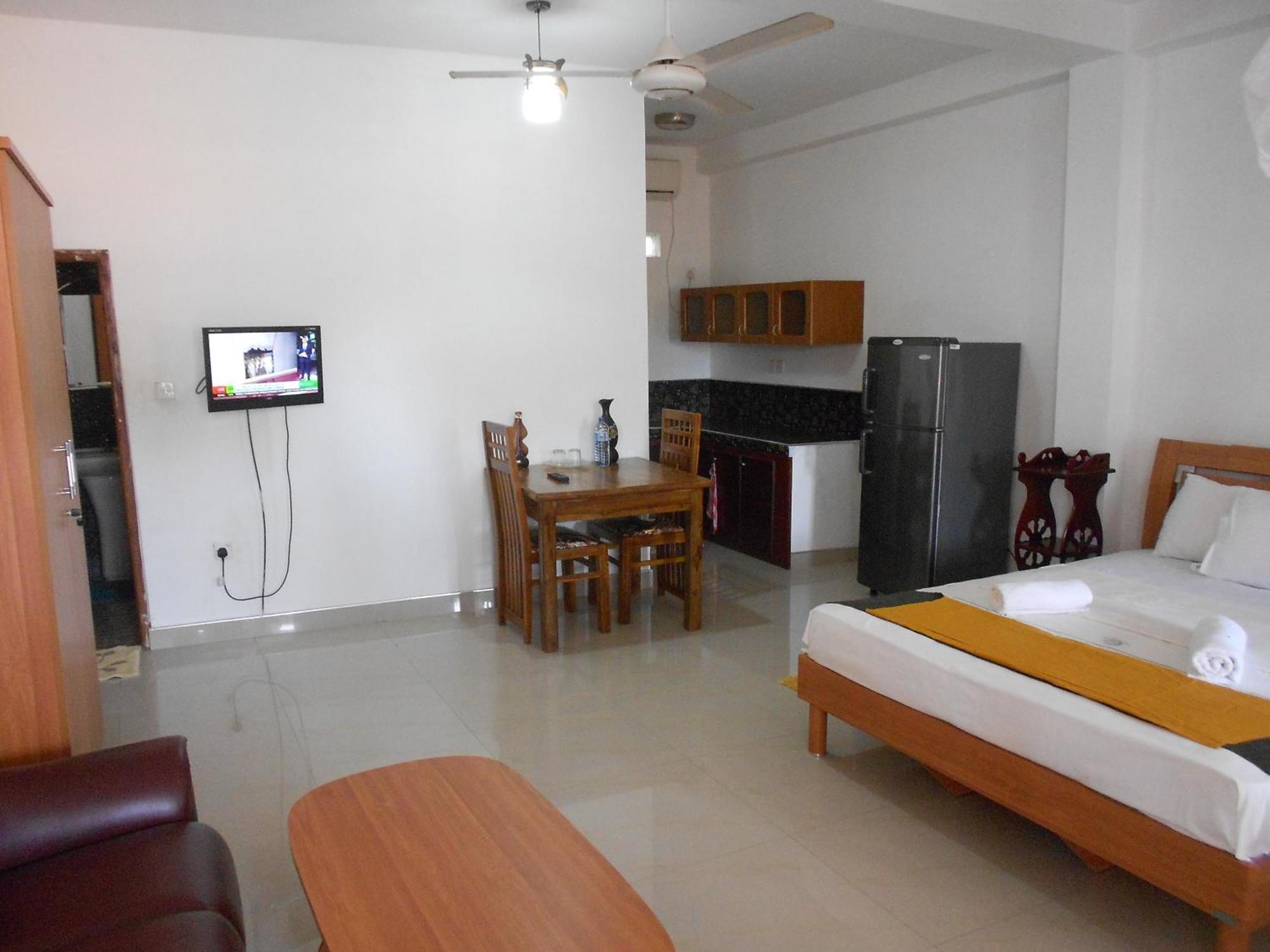 Shanith Guesthouse נגומבו מראה חיצוני תמונה