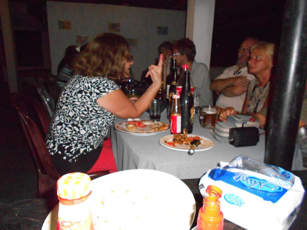 Shanith Guesthouse נגומבו מראה חיצוני תמונה