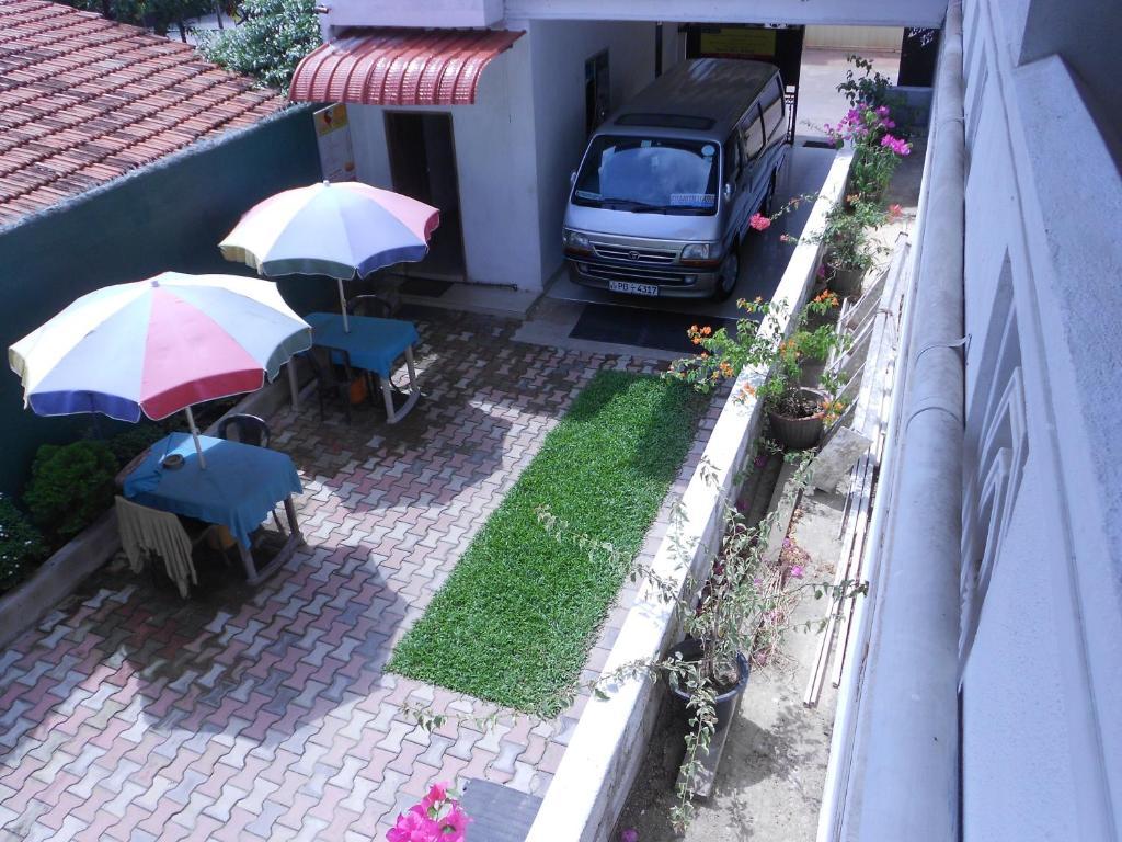 Shanith Guesthouse נגומבו מראה חיצוני תמונה