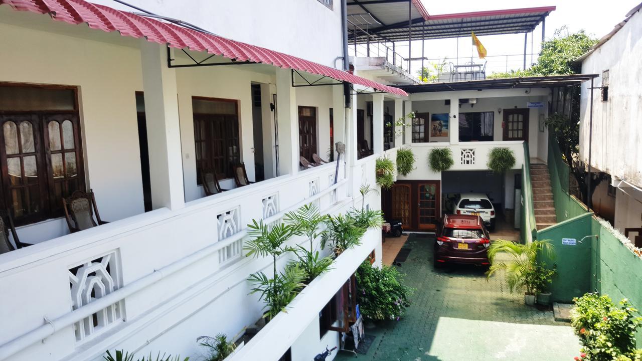 Shanith Guesthouse נגומבו מראה חיצוני תמונה